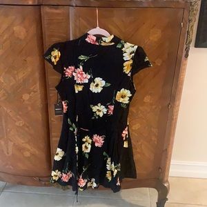 Print dress beautiful for the summer.